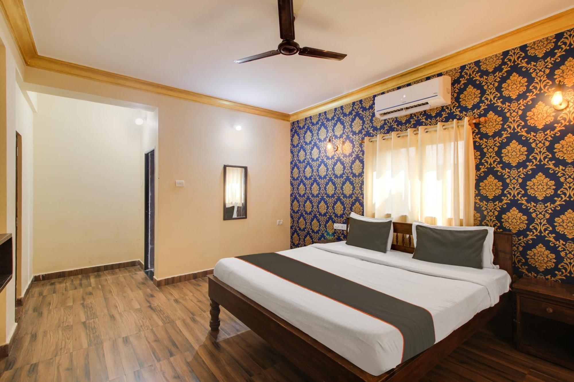 Collection O Romeos Place Baga Beach Hotel กาลังกูติ ภายนอก รูปภาพ